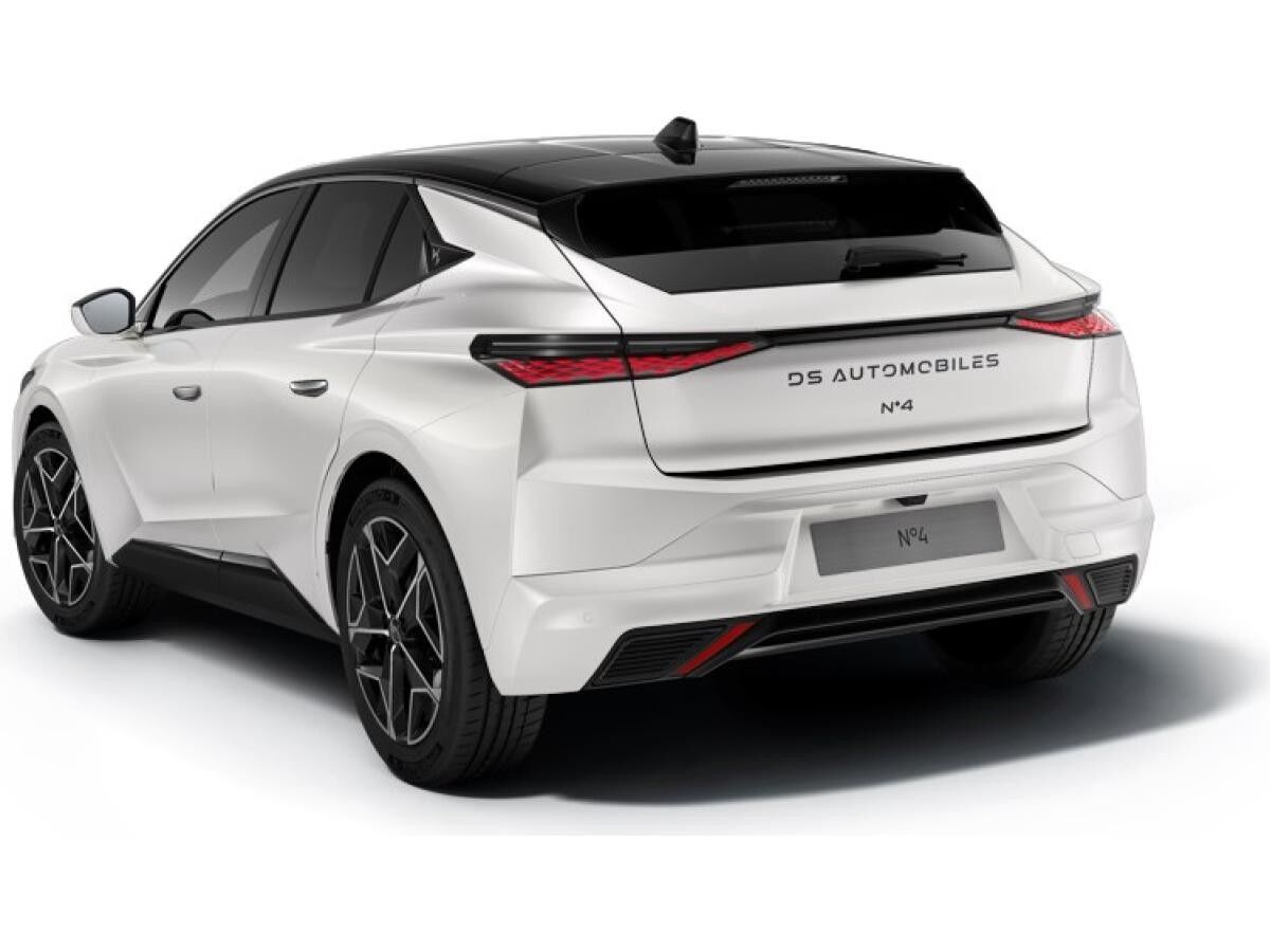 DS Automobiles N°4 ÉTOILE + Alcantara Automatik ***sofort***