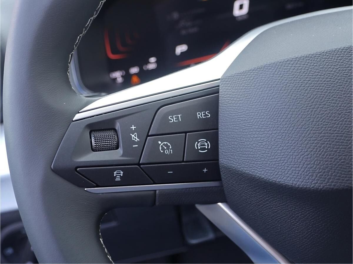 Seat Arona Road Edition 1.0 TSI 85 kW (116 PS) 7-Gang-DSG*INKL.WARTUNGSPAKET*SOFORT VERFÜGBAR