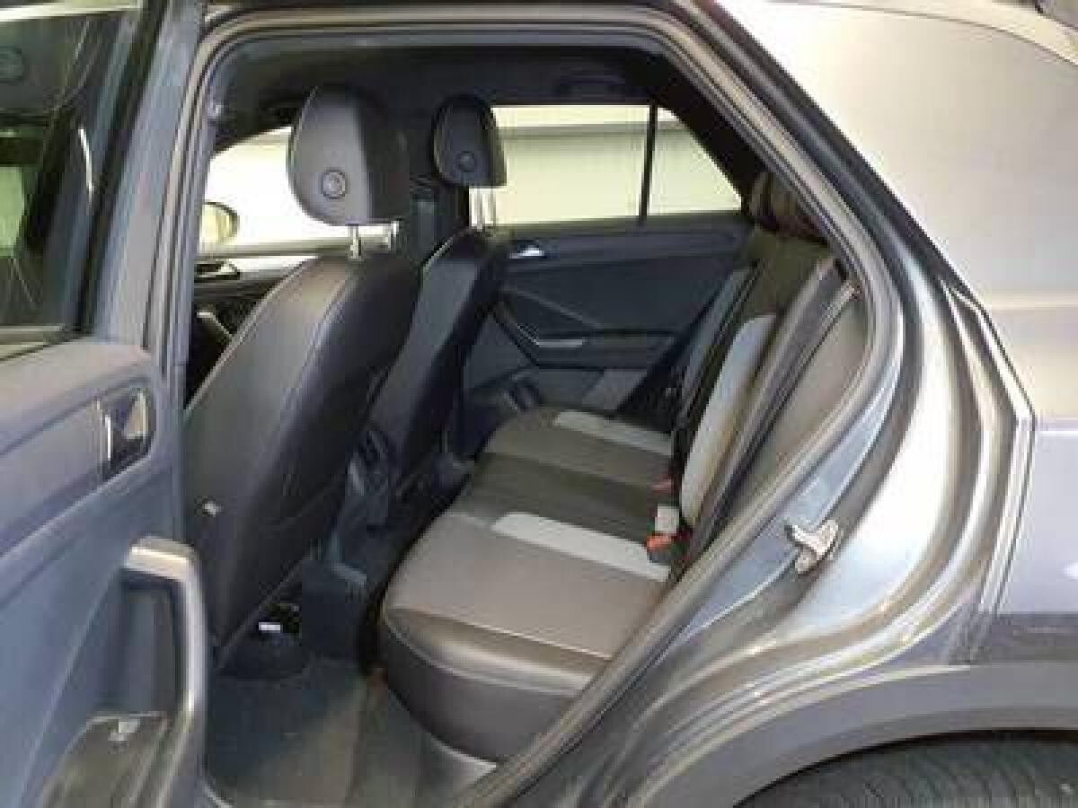 Volkswagen T-Roc Goal 2,0 TDI 110kW DSG -AHK LED Plus IQ.Drive Rear View Navi SHZ Digital Cockpit LM App-Connect MFL