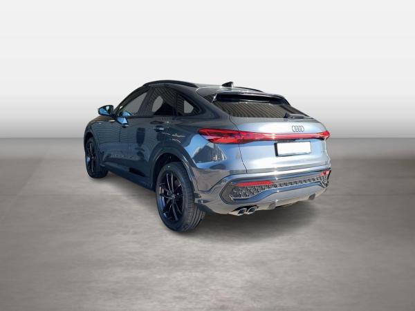 Audi Q5 Sportback TDI quattro S tronic 360 ACC Audi Q5 Sportback TDI quattro S tronic 360 ACC