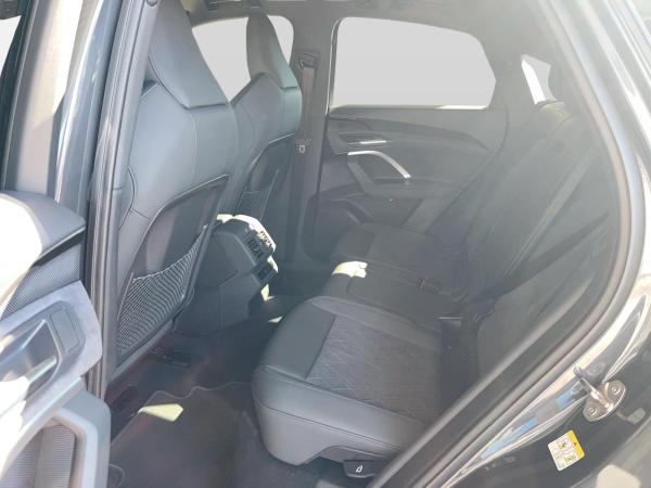 Audi Q5 Sportback TDI quattro S tronic 360 ACC Audi Q5 Sportback TDI quattro S tronic 360 ACC