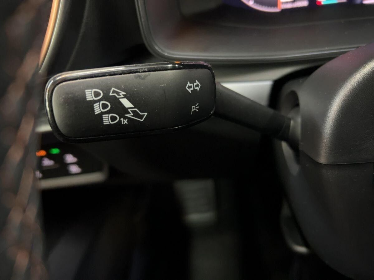 Cupra Leon 1.5 e-Hybrid DSG Navi Kamera Sitzhzg