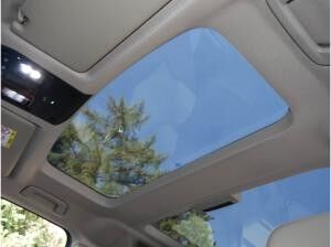 Volkswagen Multivan "GOAL" Motor: 1,5 l eHybrid OPF 4MOTION AHK/LED/Pano