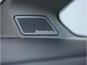 Volkswagen Multivan "GOAL" Motor: 1,5 l eHybrid OPF 4MOTION AHK/LED/Pano