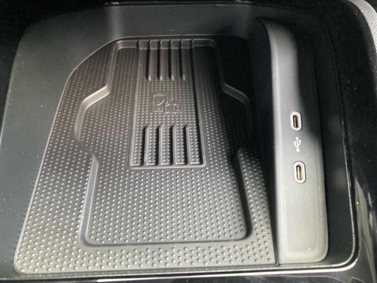 Skoda Kamiq TOUR 1.0TSI MATRIX.NAV.DSG.ASSIST+.KAM.LKR-HEIZ.2xPDC.SHZG.WIRELESS.DAB