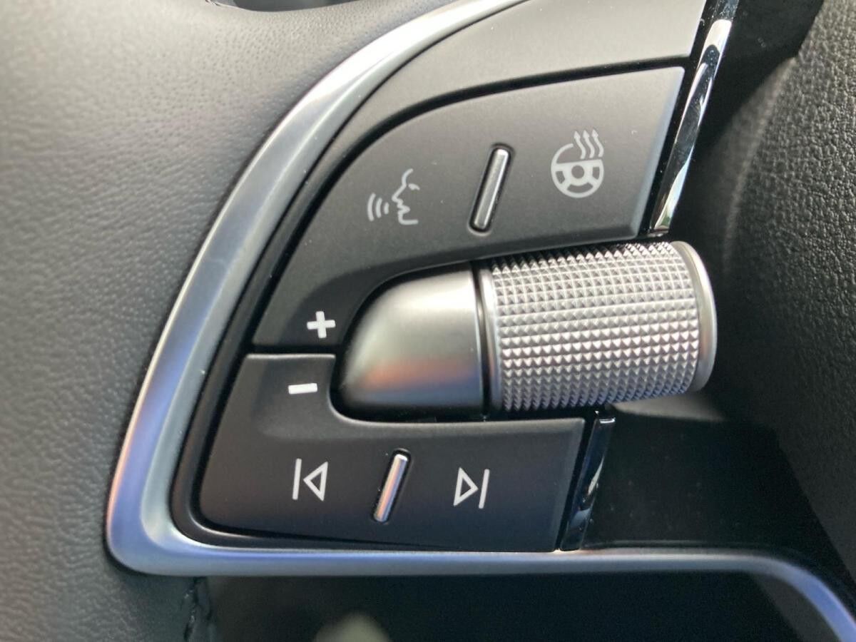 Skoda Kamiq TOUR 1.0TSI MATRIX.NAV.DSG.ASSIST+.KAM.LKR-HEIZ.2xPDC.SHZG.WIRELESS.DAB