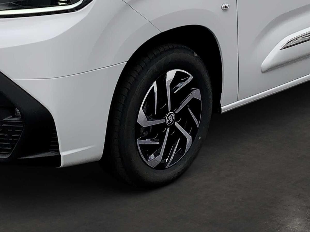 Toyota Proace City Verso 50 kWh Elektroantrieb L1 Teamplayer AT