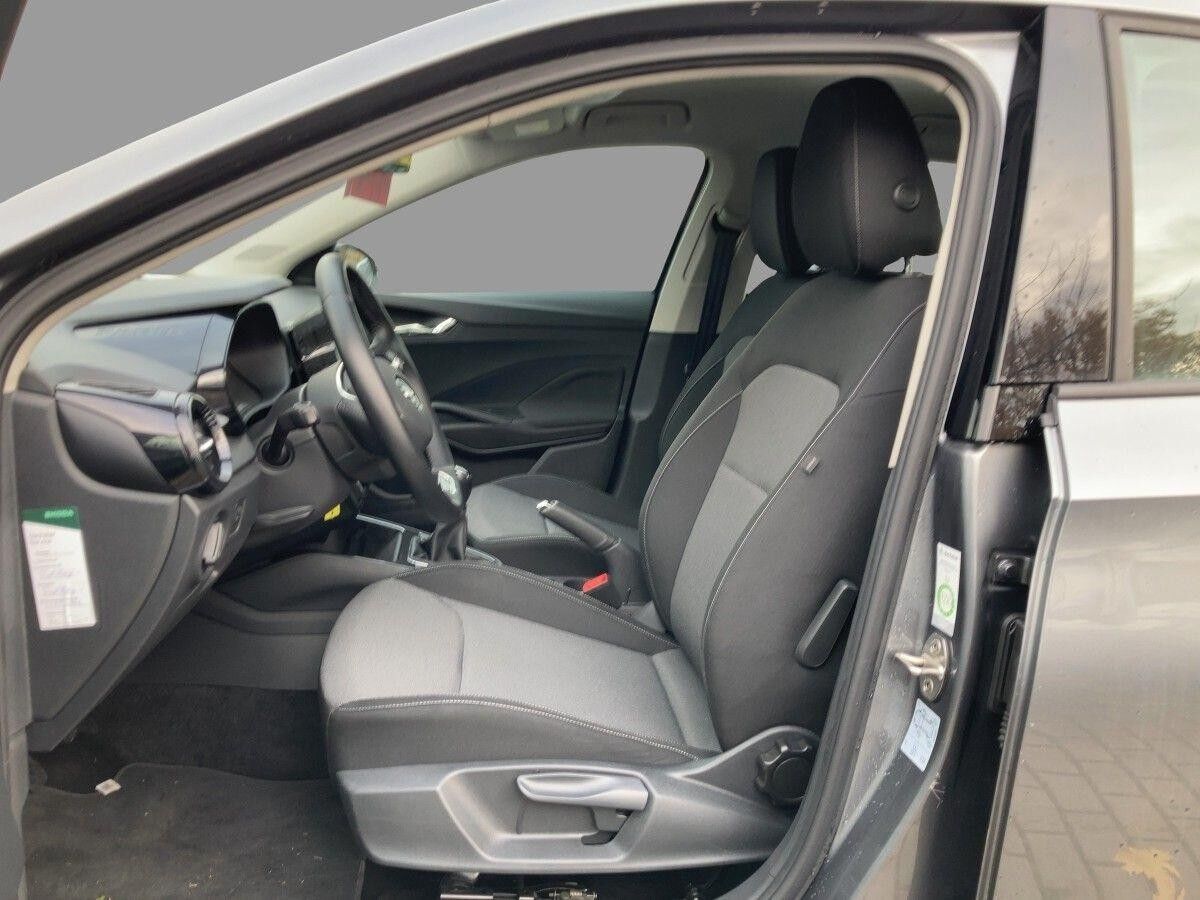 Skoda Fabia 1.0 TSI Ambition Navi LED Connect PDC