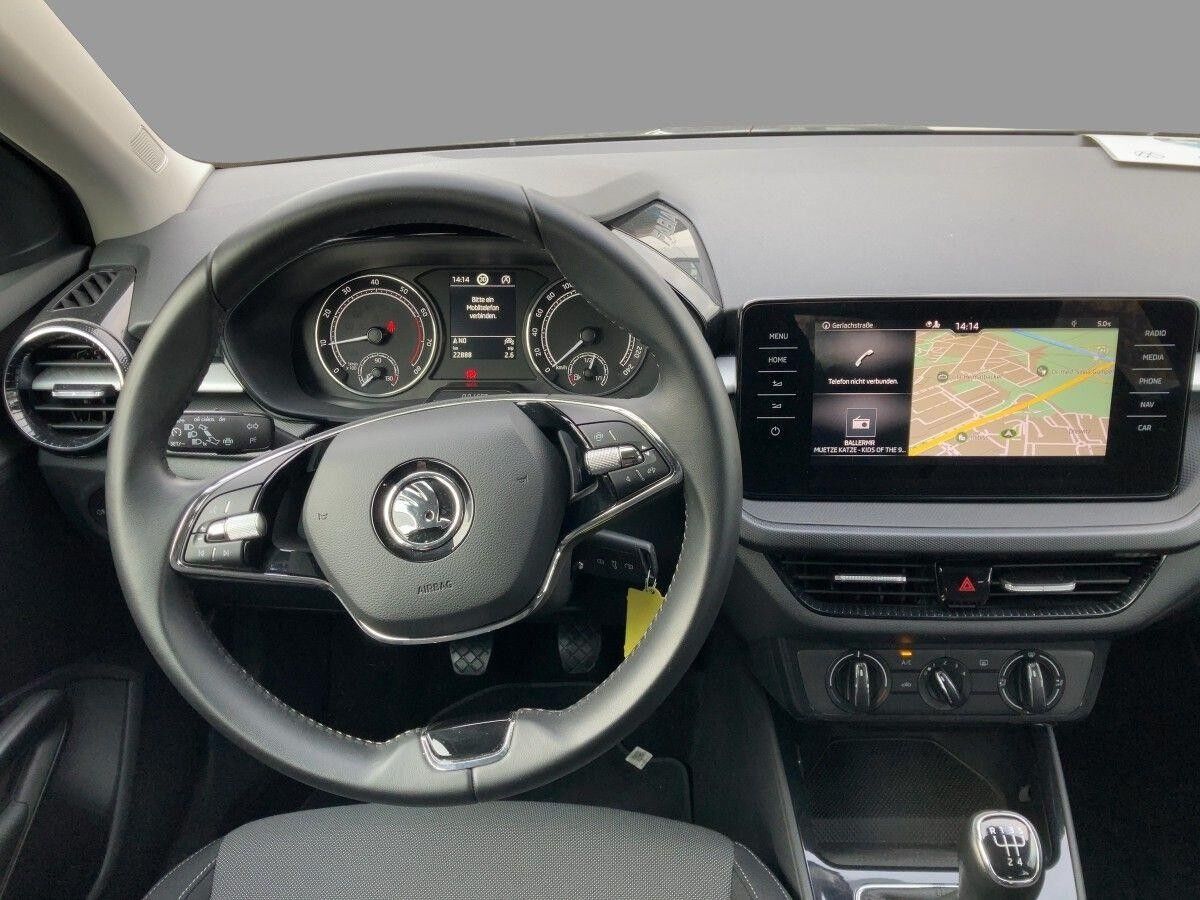 Skoda Fabia 1.0 TSI Ambition Navi LED Connect PDC