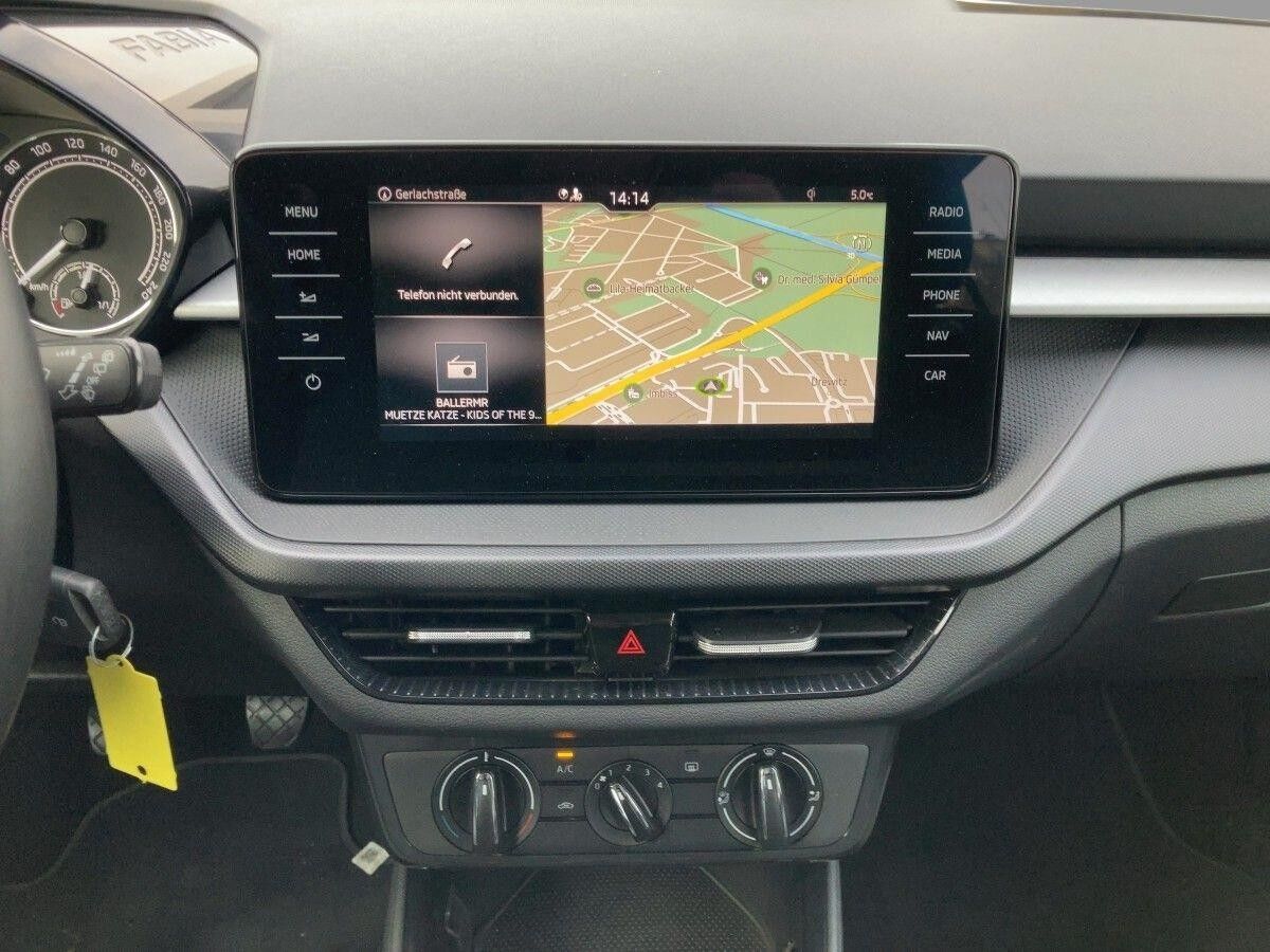 Skoda Fabia 1.0 TSI Ambition Navi LED Connect PDC