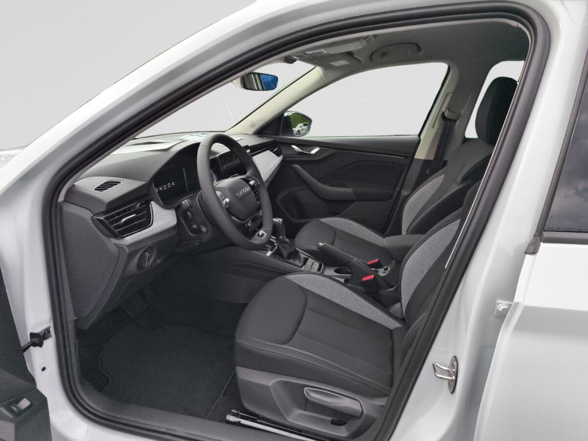 Skoda Kamiq 🌟1.5 TSI DSG Tour/ NAVI/ AHK/ 18"/ MATRIX SOFORT verfügbar 🌟