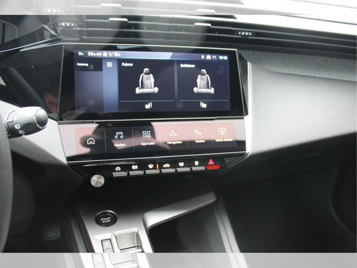 Peugeot 308 Allure Hybrid 145 e-DSC