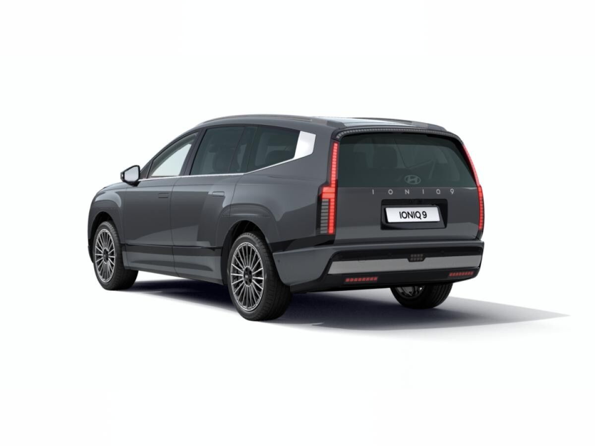 Hyundai IONIQ 9 7 Sitzer 428PS UNIQ PERFORMANCE PANORAMA 4WD Hyundai IONIQ 9 7 Sitzer 428PS UNIQ PERFORMANCE PANORAMA 4WD