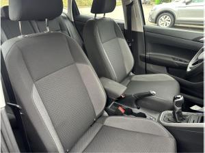 Volkswagen Polo VI (AE1)