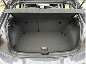 Volkswagen Polo VI (AE1)