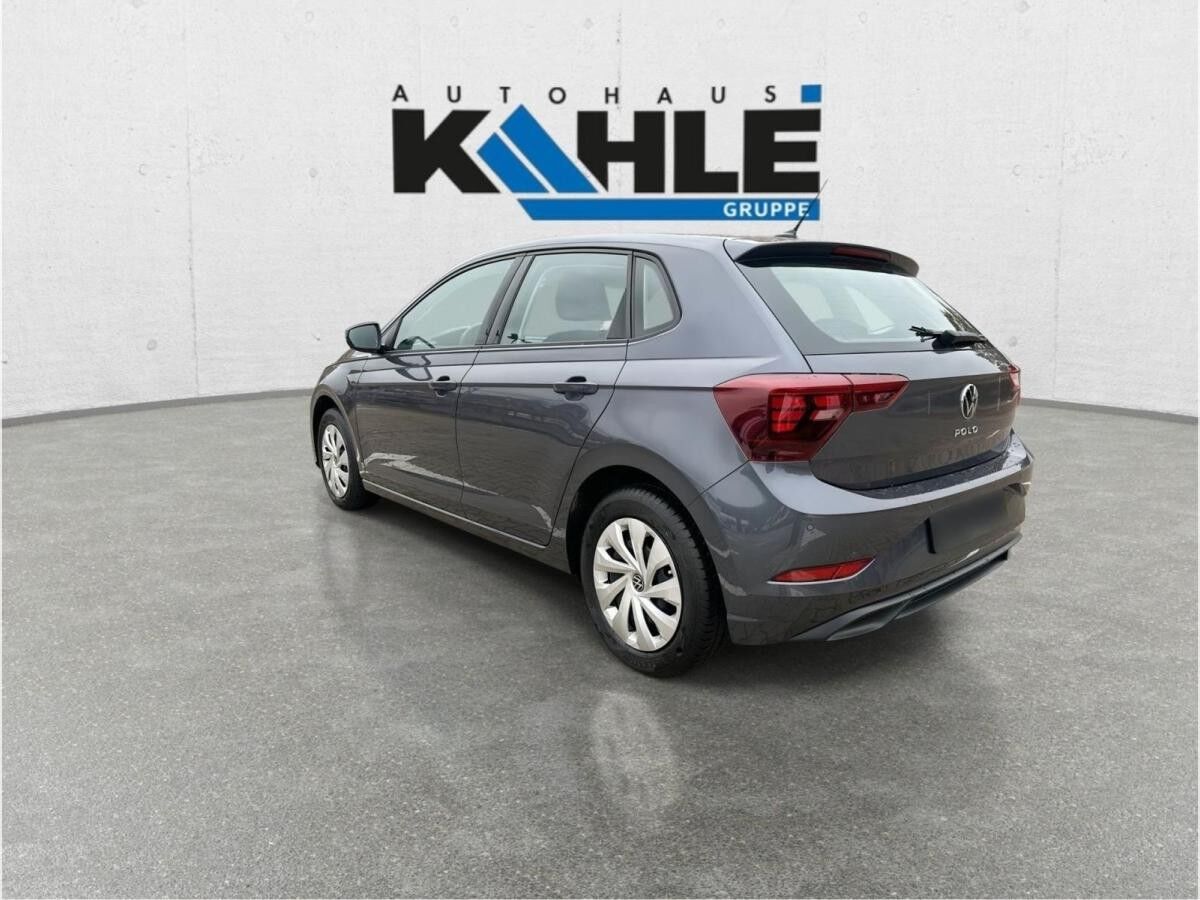 Volkswagen Polo VI (AE1)