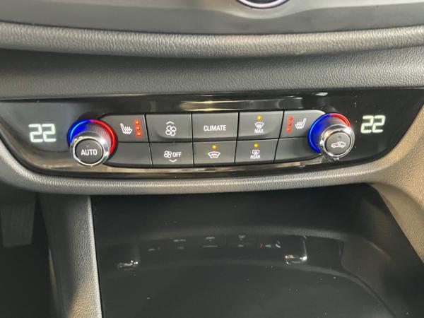 Opel Insignia B 2.0 SHT Navi,Alcantara, Sitzheizung