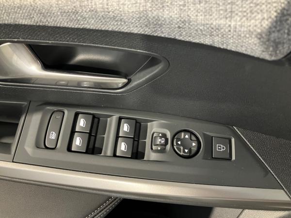 Peugeot 3008 1.2 Navi,Lenkradheizung,Sitzheizung