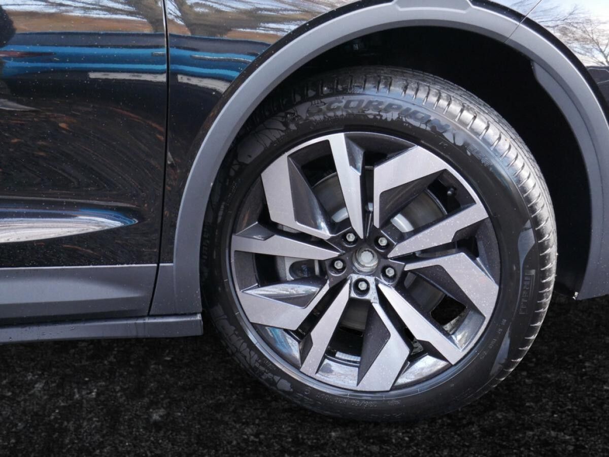 Skoda Elroq 85X Sportline 360° HUD LED LEDER PANO AHK *870*