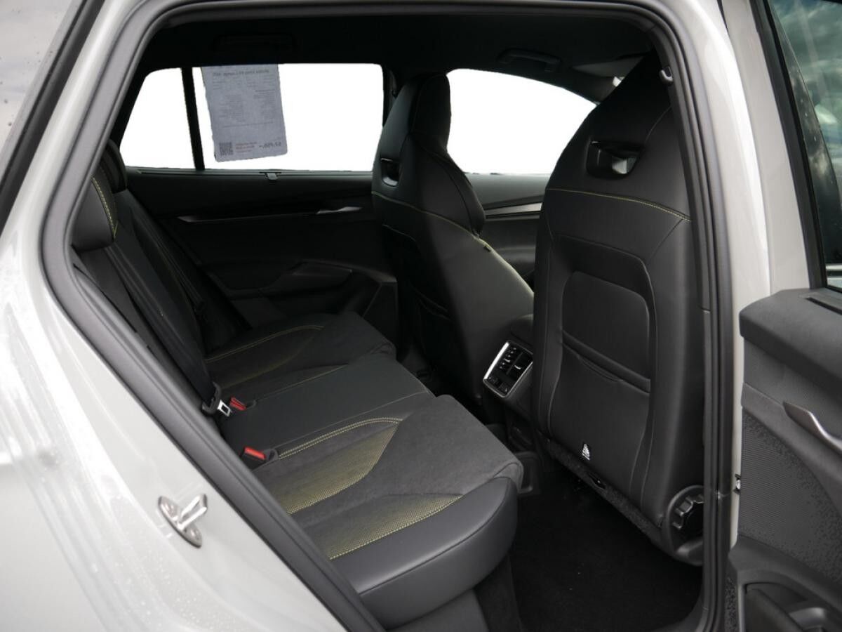 Skoda Elroq RS Lounge ACC HUD KEYLESS MATRIX-LED AHK *882*