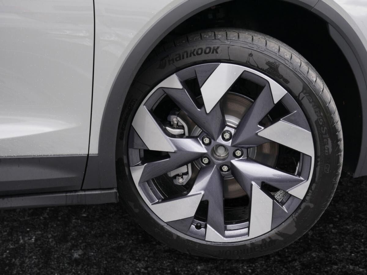 Skoda Elroq RS Lounge ACC HUD KEYLESS MATRIX-LED AHK *882*