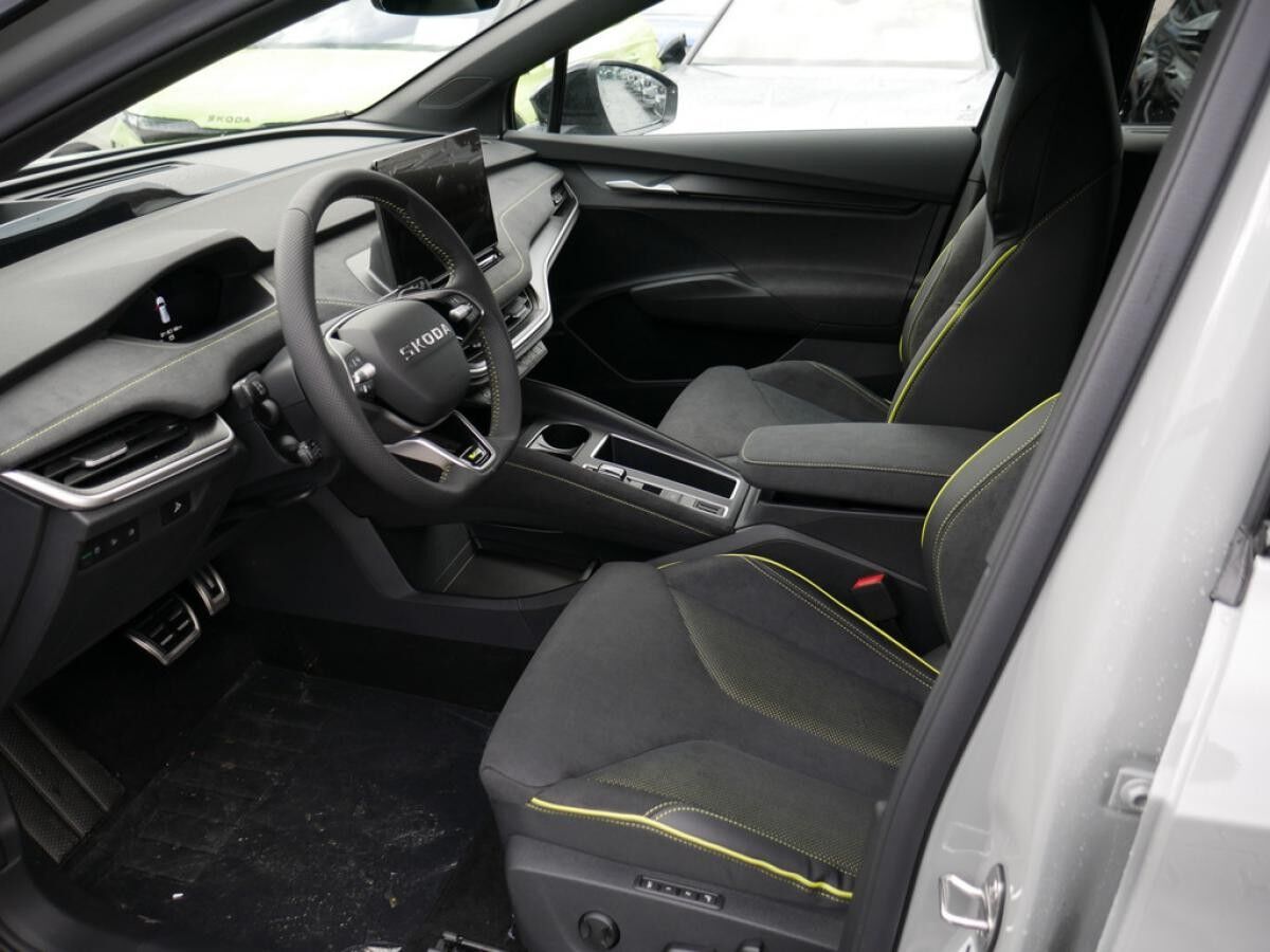 Skoda Elroq RS Lounge ACC HUD KEYLESS MATRIX-LED AHK *882*