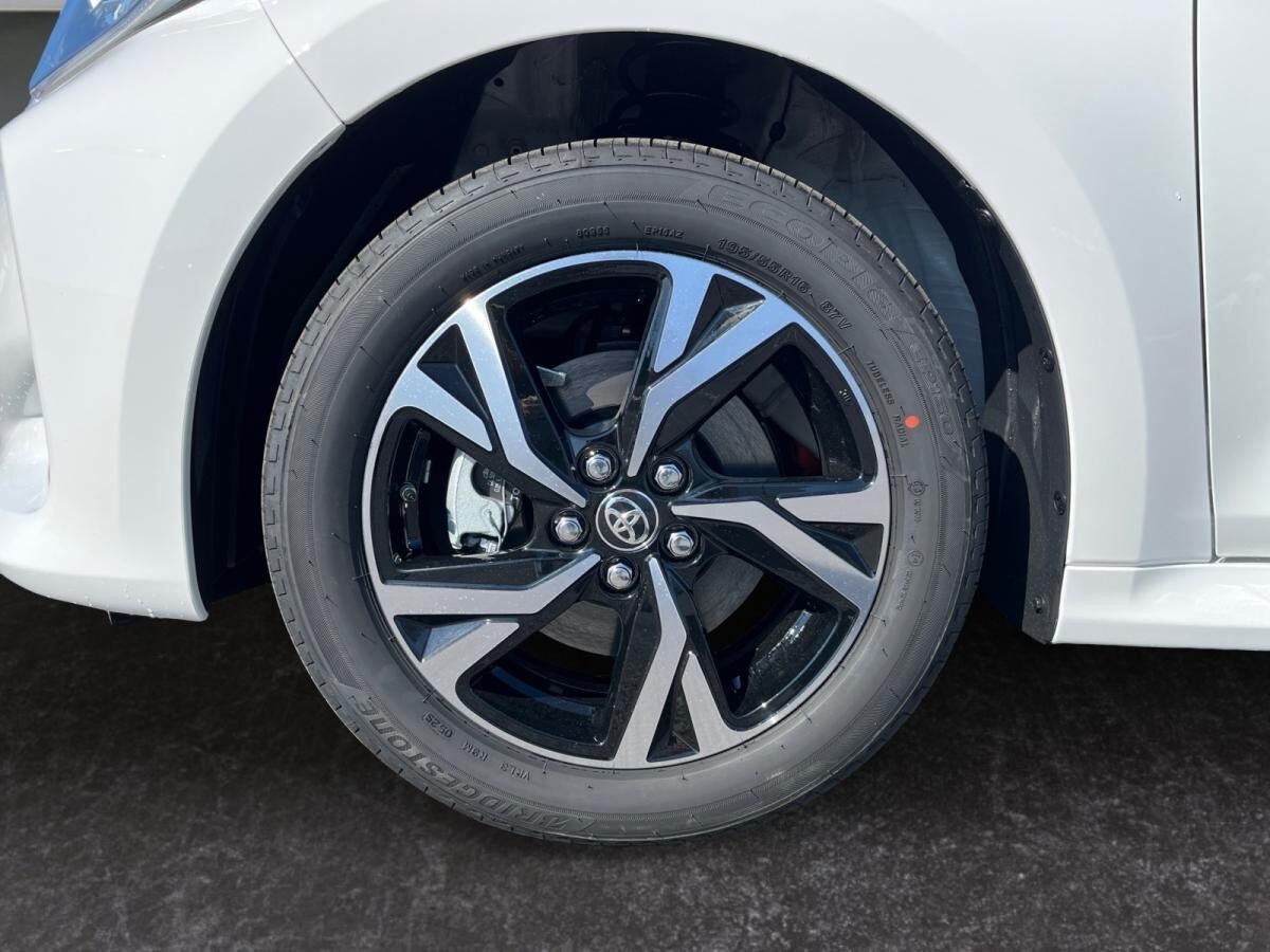 Toyota Yaris 1.5-l-VVT-i Hybrid 116 CVT Teamplayer