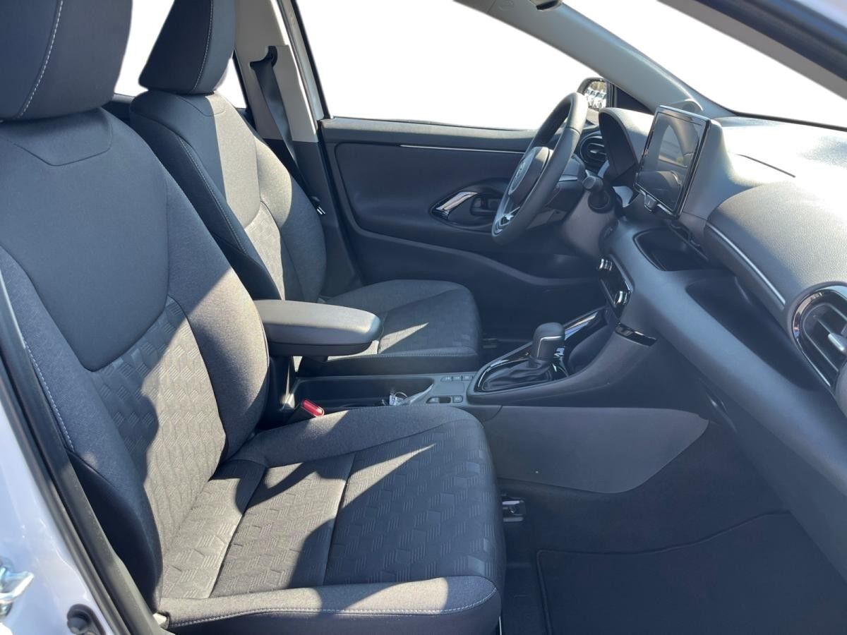 Toyota Yaris 1.5-l-VVT-i Hybrid 116 CVT Teamplayer