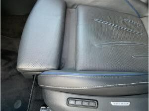 Volkswagen Passat Variant 1.5 TSI eHybrid DSG Volkswagen Passat Variant 1.5 TSI eHybrid DSG