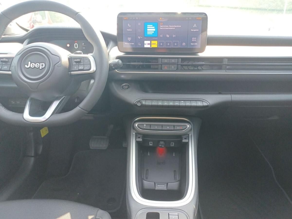 Jeep Avenger 1.2 Hybrid Summit +Panoramadach +JBL