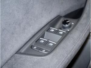 Audi RS Q8 SUV performance