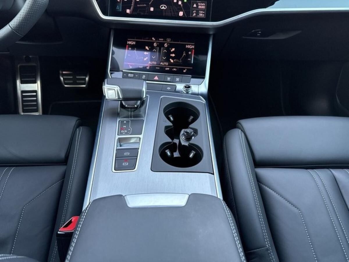 Audi A6 Avant S line 55 TFSI e quattro S tronic ACC