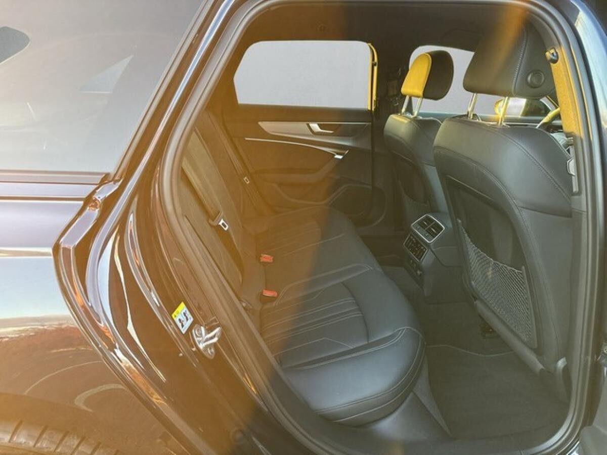 Audi A6 Avant S line 55 TFSI e quattro S tronic ACC