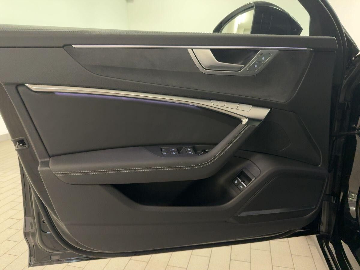 Audi A6 Avant S line 55 TFSI e qu.S tr. NAVI 360°K PANO MATRIX B&O