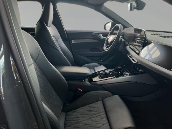 Audi A5 Avant e-hybrid quattro 270 kW S tronic AHK 20''