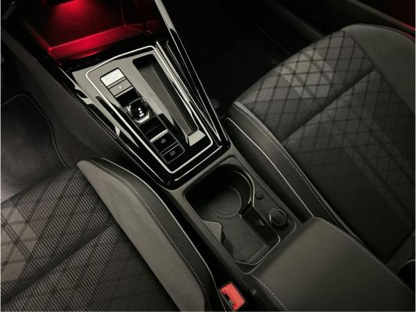 Volkswagen Golf Variant 2.0 TDI DSG R-Line CarPlay ACC LED