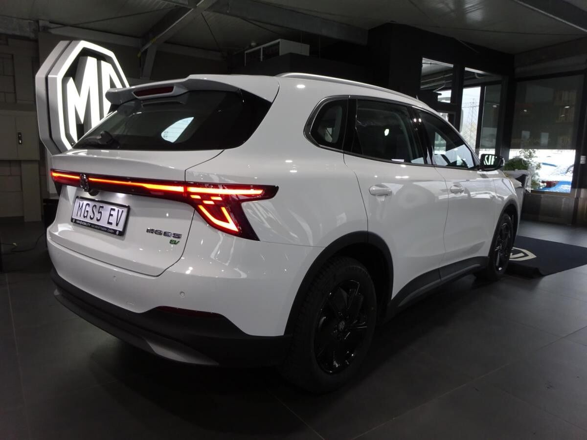 MG S5 EV Comfort Standard Range
