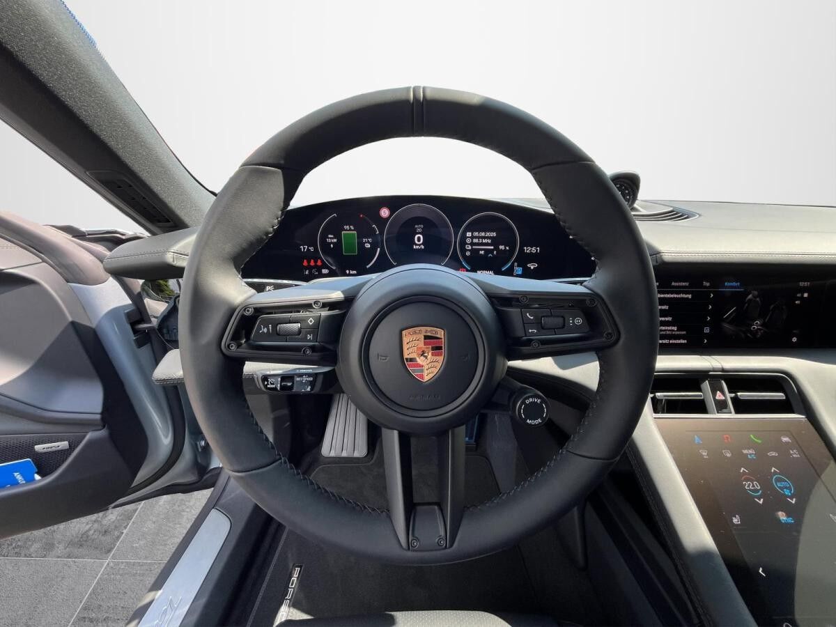 Porsche Taycan NEUES MODELL