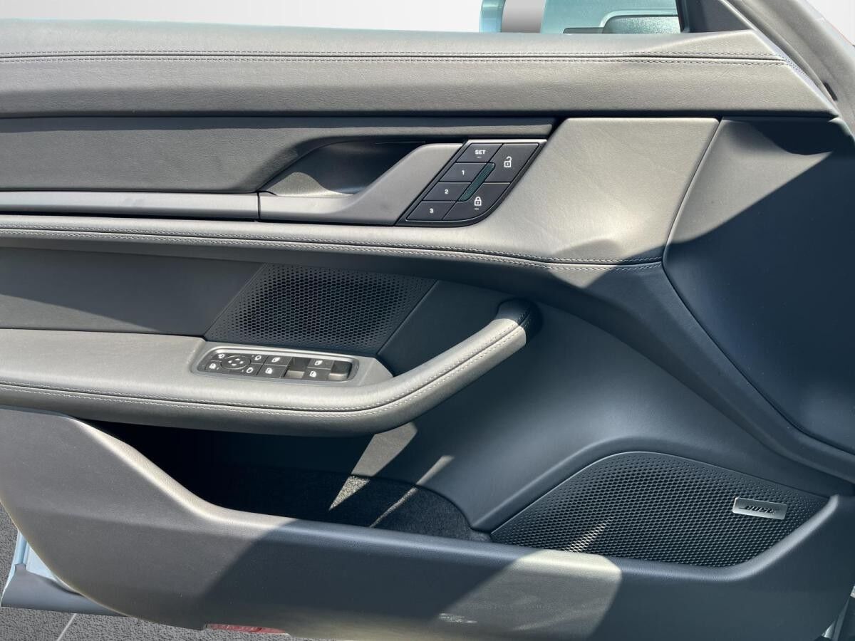 Porsche Taycan NEUES MODELL