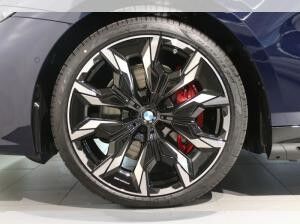 BMW i5 xDrive40 ab 07/2026 als Vorführwagen!