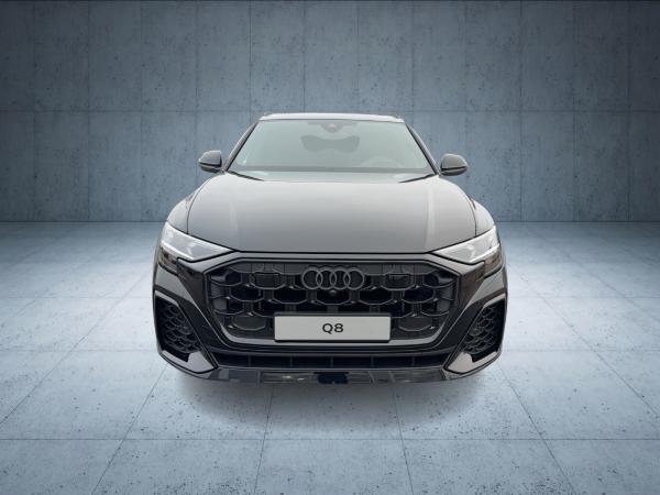 Audi Q8 SUV S line business TFSI e qu. tiptr. 23 PANO