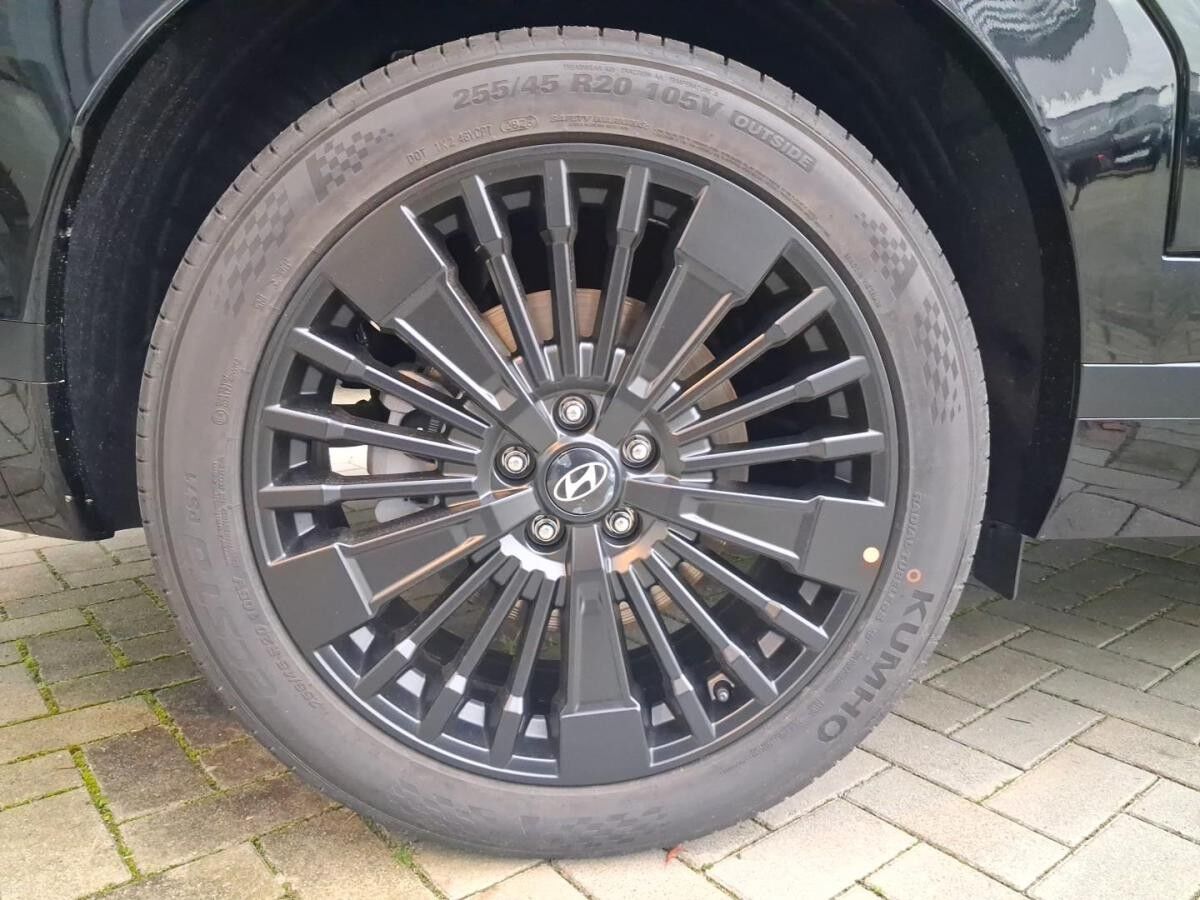 Hyundai SANTA FE 7-Sitze PHEV 4WD Blackline Digital Key