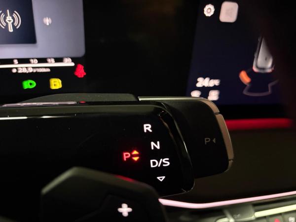 Audi Q3 SUV TFSI S tronic GRA,AHK,MATRIX,KAMERA,KEYLESS,19ALU