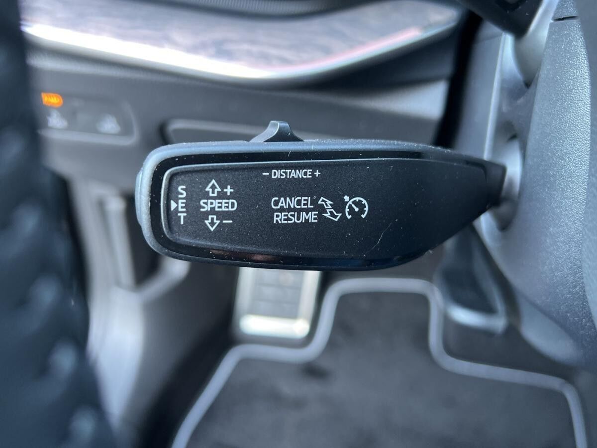 Skoda Superb 2.0 TSI DSG L&K Combi 4WD