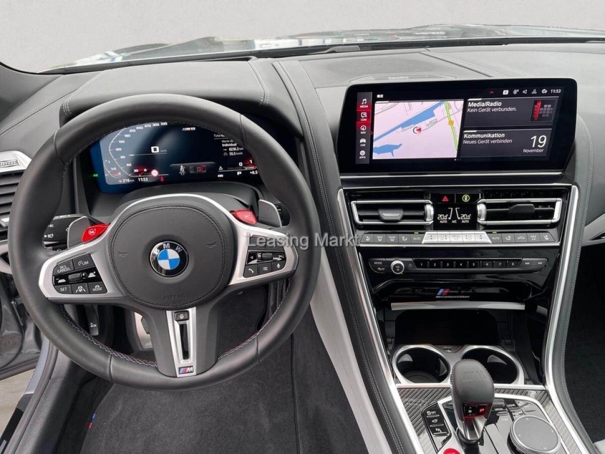 BMW M8 Competition xDrive Cabrio + M Carbon Paket