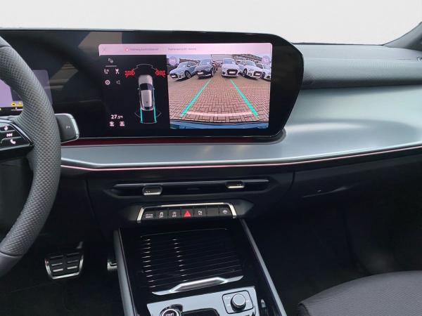 Audi Q3 Sportback 35 TFSI S line AHK PANO HUD SONOS