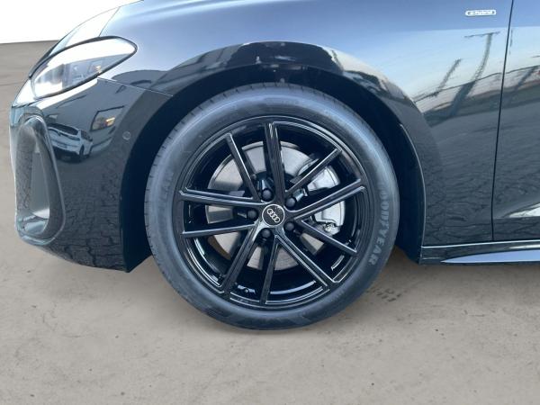 Audi A5 Avant e-hybrid S line quattro AHK KAMERA ACC