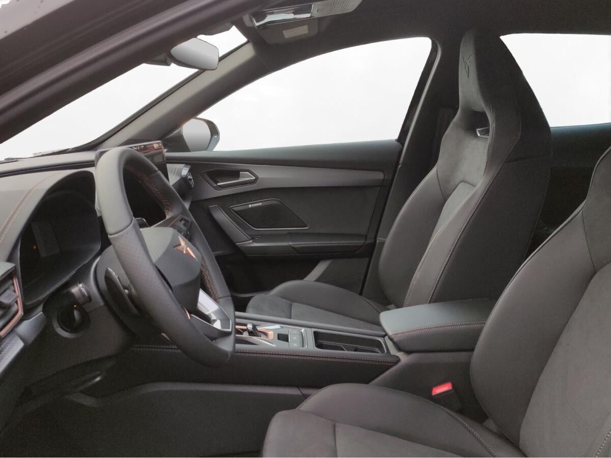 Cupra Formentor 1.5 e-HYBRID VZ Black Edition Cupra Formentor 1.5 e-HYBRID VZ Black Edition