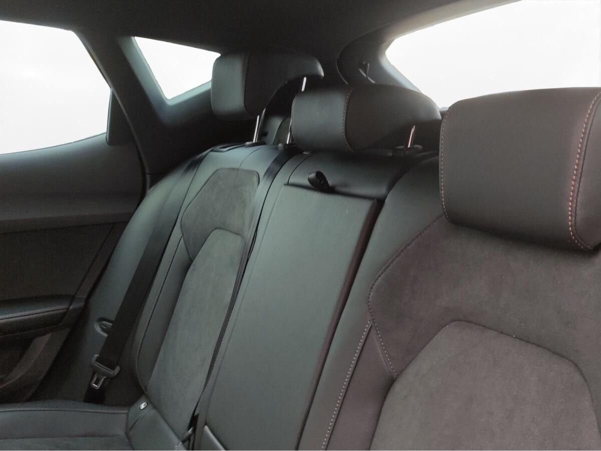 Cupra Formentor 1.5 e-HYBRID VZ Black Edition Cupra Formentor 1.5 e-HYBRID VZ Black Edition