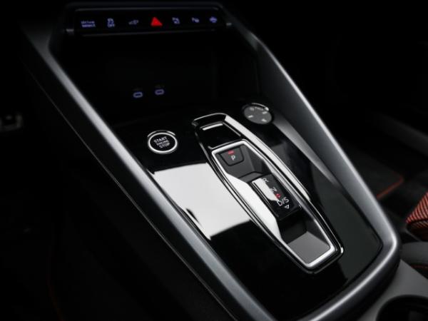 Audi A3 Sportback S line TFSIe AHK Matrix ACC Navi